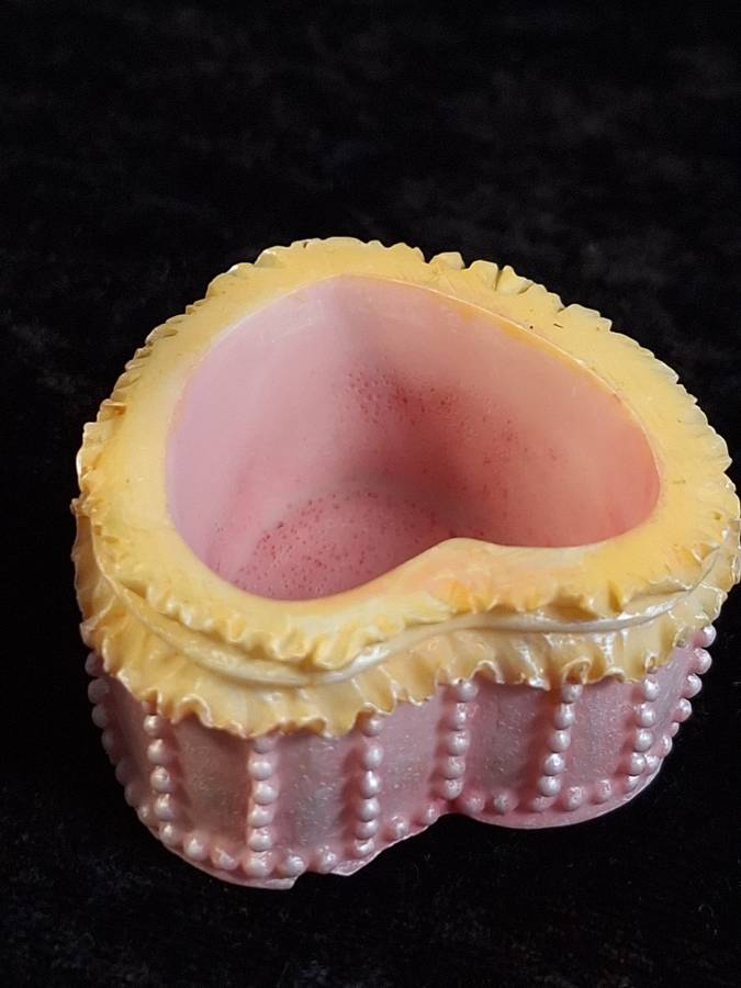 Resin Heart Shape Trinket Box with Cherub