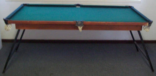 @CRAZY LOW START@ Snooker/pool table with foldable legs and pool and snooker balls