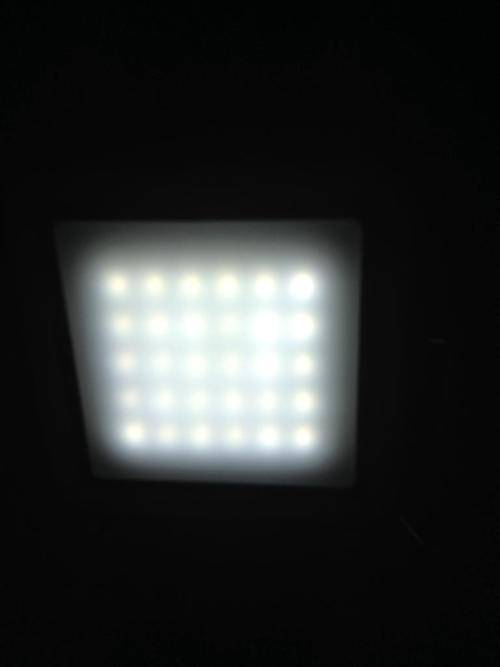 Bright solar led light - Bargain Bid now!!!