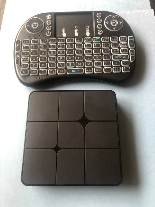 4K Smart TV Box with Mini Wireless Keyboard