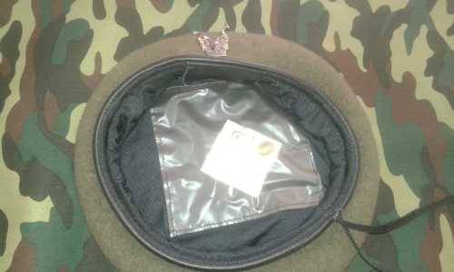 SADF -******LOW START!!!  SWATF AREA FORCE BERET WITH CAP BADGE ---ORIGINAL