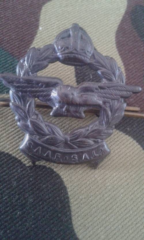 SADF --- SOUTH AFRICAN AIRFORCE CAP BADGE