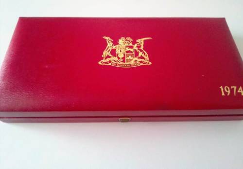 1974 REPUBLIC OF SOUTH AFRICA COIN proOF SET --- BARGAIN PRICE