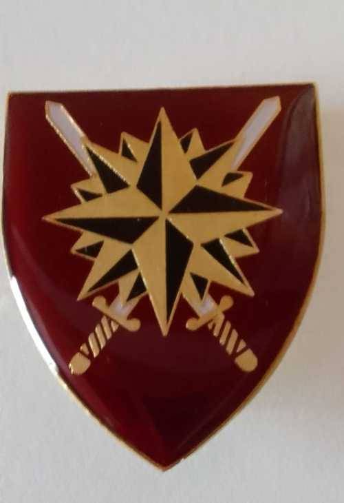 SADF/ SA ARMY SPECIAL FORCES HQ SHOULDER FLASH (with pins)