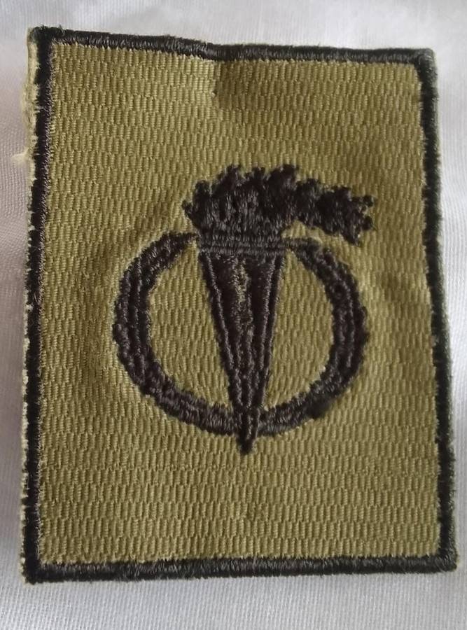 SADF/SA ARMY  PATHFINDER PROFICIENCY  EMBROIDED CLOTH BADGE