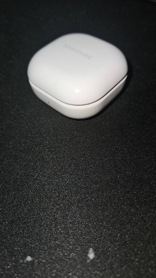 Samsung Galaxy buds 2 - ONLY ONE EARPIECE AND BOX (LOST THE OTHER)