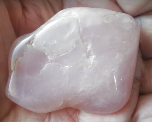 Palmstone Rose Quartz  ATTRACT PEACE, CALM AND UNCONDITIONAL LOVE.