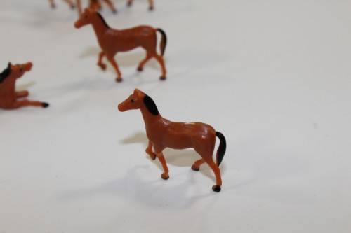 10 x Horses