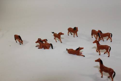 10 x Horses