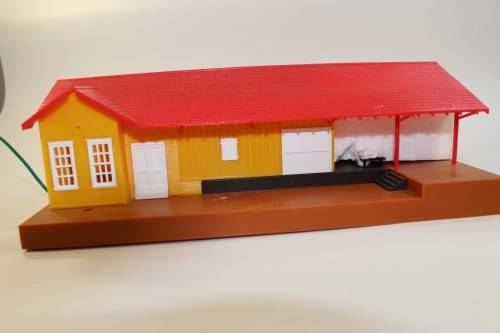 Bachmann : Lighted Freight Station