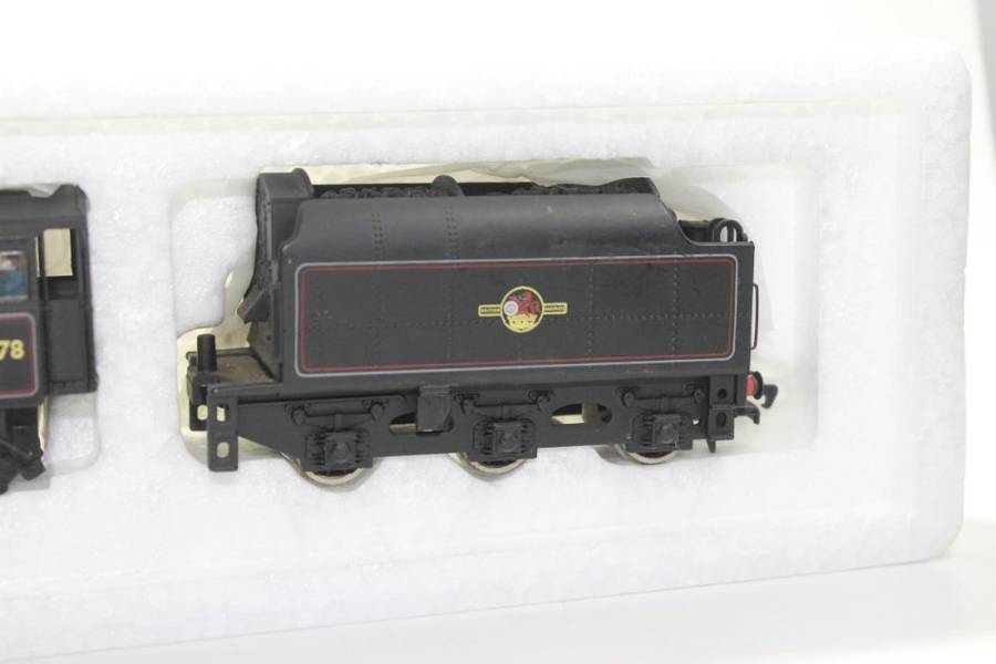 Bachmann : 4-6-0 BR Standard Locomotive