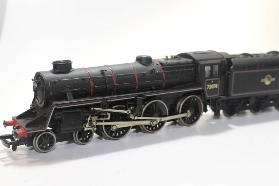 Bachmann : 4-6-0 BR Standard Locomotive