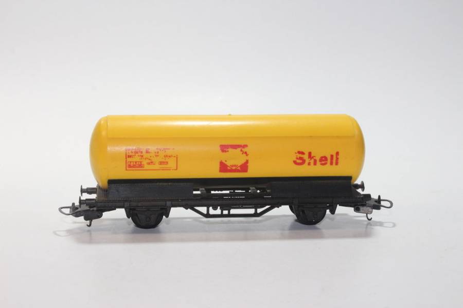 Lima : Shell Petrol Tanker