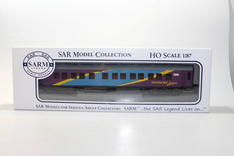SARM : Shosoloza Meyl 2nd Class Coach ( Kadee Couplers)