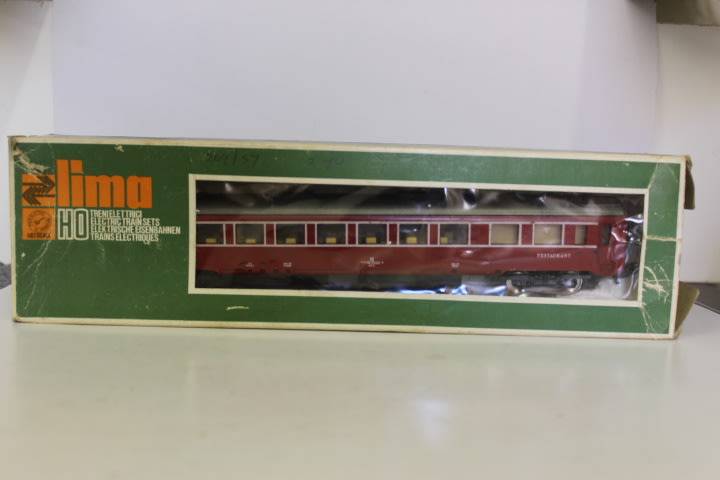 Lima : Restaurant  Coach