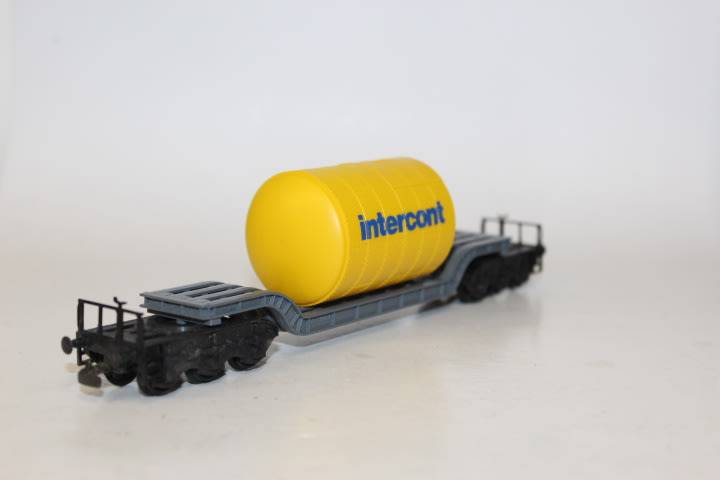 Flated Wagon with Intercon Tank Load