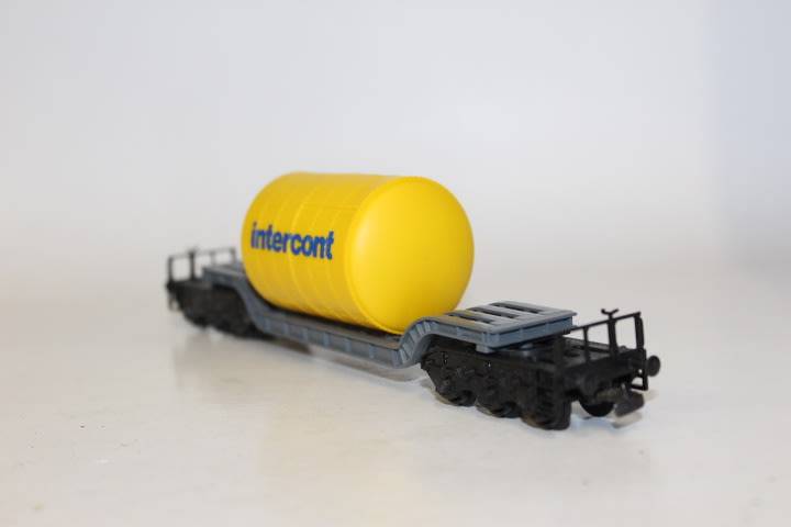 Flated Wagon with Intercon Tank Load