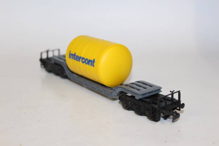 Flated Wagon with Intercon Tank Load