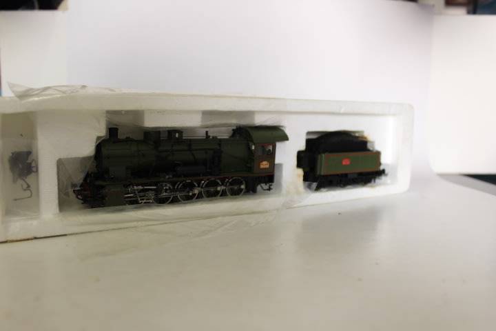 Roco :SNCF 0-10-0 STEAM LOCOMOTIVE 050B