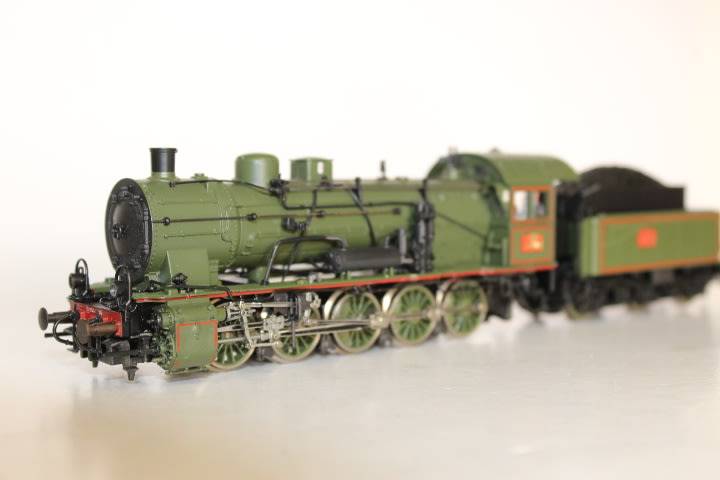 Roco :SNCF 0-10-0 STEAM LOCOMOTIVE 050B
