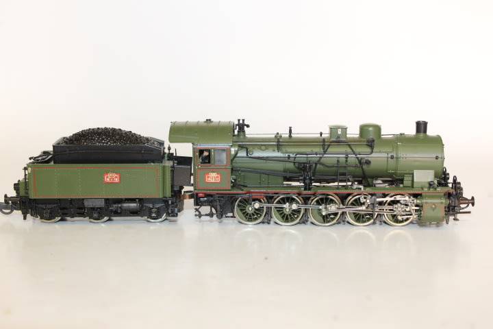 Roco :SNCF 0-10-0 STEAM LOCOMOTIVE 050B