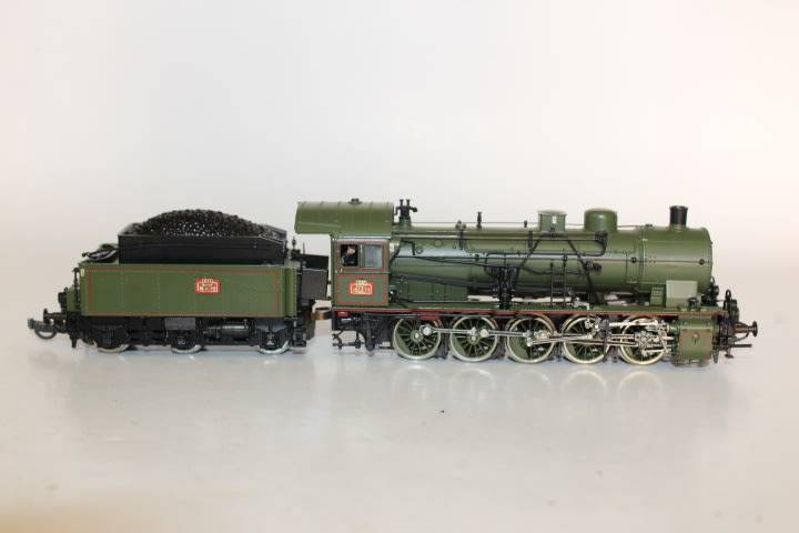 Roco :SNCF 0-10-0 STEAM LOCOMOTIVE 050B