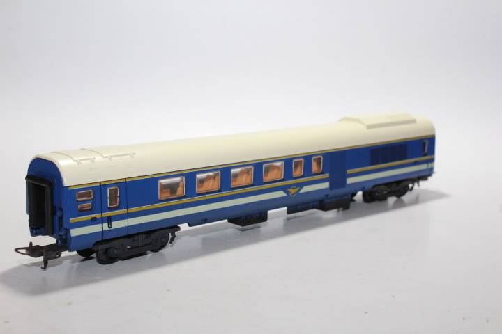 Lima : Blue Train Combination Coach