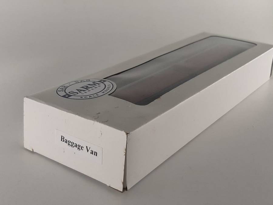 SARM: 1st Class SAR  Passenger Wagon (Imperial Brown)