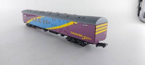 SARM :) South African Shosloyza Meyl Composite Coach (Lima Couplers)