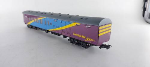 SARM :) South African Shosloyza Meyl Composite Coach (Lima Couplers)