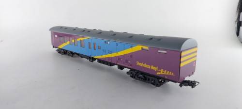 SARM :) South African Shosloyza Meyl Composite Coach (Lima Couplers)