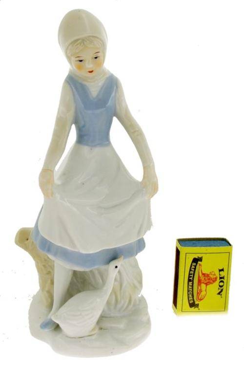 "Goose Girl" Figurine **Elegant**