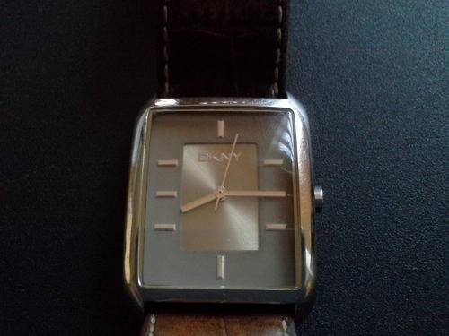 DKNY Watch  Ladies???  Mens ???