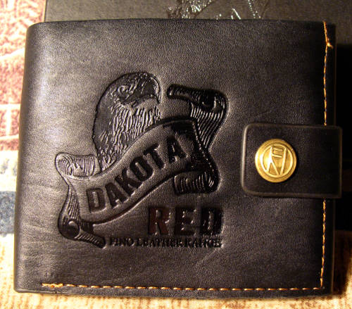 MASSIVE wallet clearance : Beautiful Genuine Leather Men's Wallet -  BLACK ... INCLUDES gift box