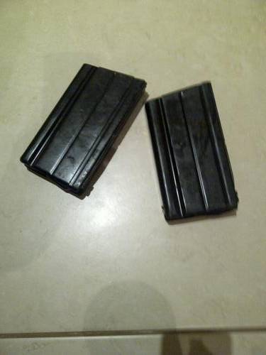 2 x R1 (7,62) magazines in excellent condition (One bid takes both!!)
