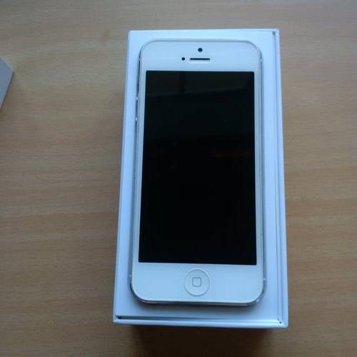 APPLE iPHONE 5 16GB WHITE - LOCAL STOCK (Second Hand) Slightly Neg. Make an offer via questions