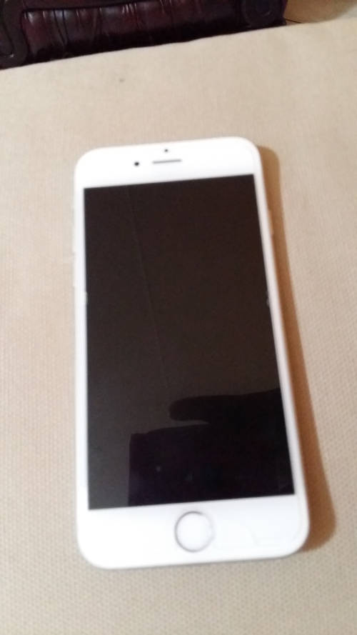 IPHONE 6 16GB BRAND NEW CONDITION SILVER