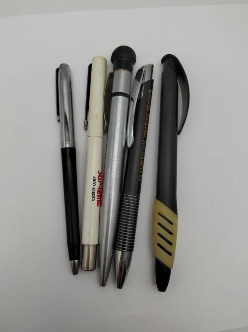 Parcel of pens, need new refills