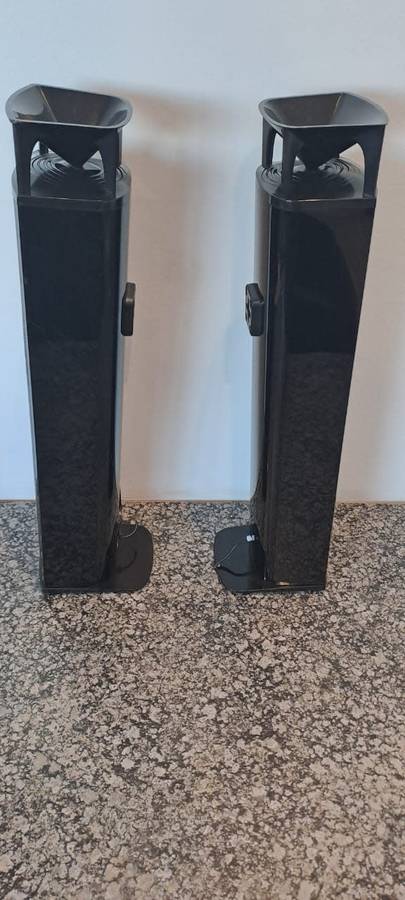 Unknown Brand Speakers