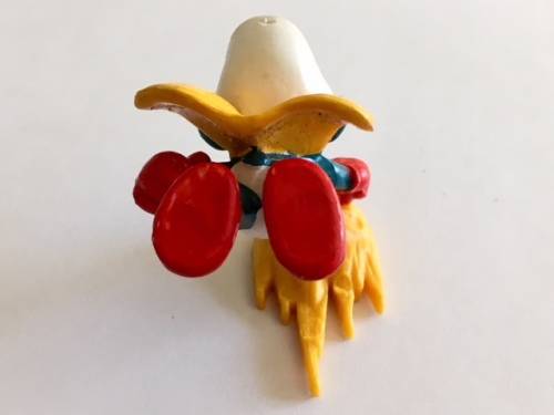 ### SUPERMAN SMURF ### GREAT COLLECTIBLE ### SCARCE SCHLEIGH PEYO ### BID NOW GREAT DEAL!! @@R1 #FSC