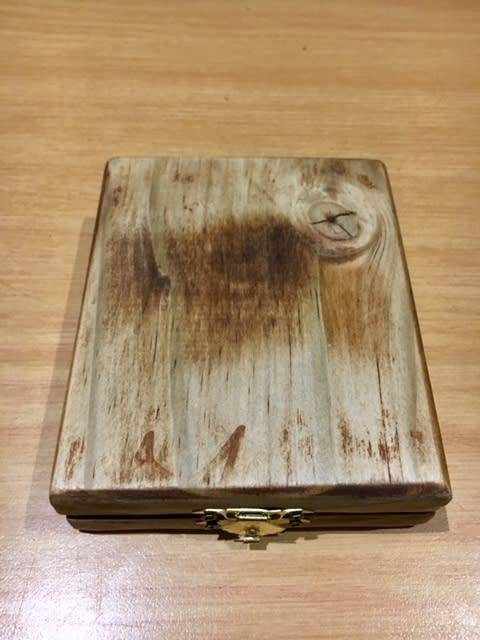 ### QUALITY WOODEN 1 Oz. CAPSULE COIN BOX ## HANDMADE ## VALUE R150!! @@@R1 Start!! BID NOW!! #FSC