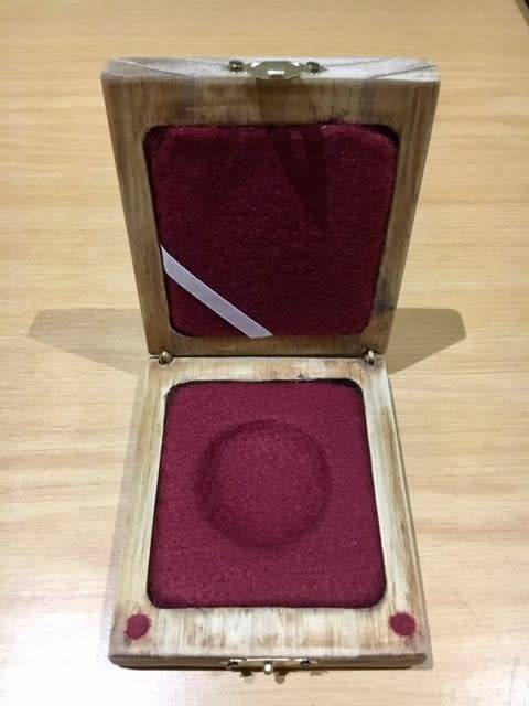 ### QUALITY WOODEN 1 Oz. CAPSULE COIN BOX ## HANDMADE ## VALUE R150!! @@@R1 Start!! BID NOW!! #FSC