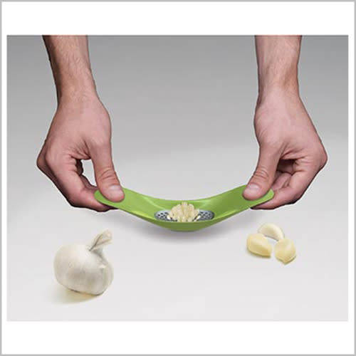Garlic Press Rocker - Easiest And Best Way To Press, Mince And Crush Garlic Cloves
