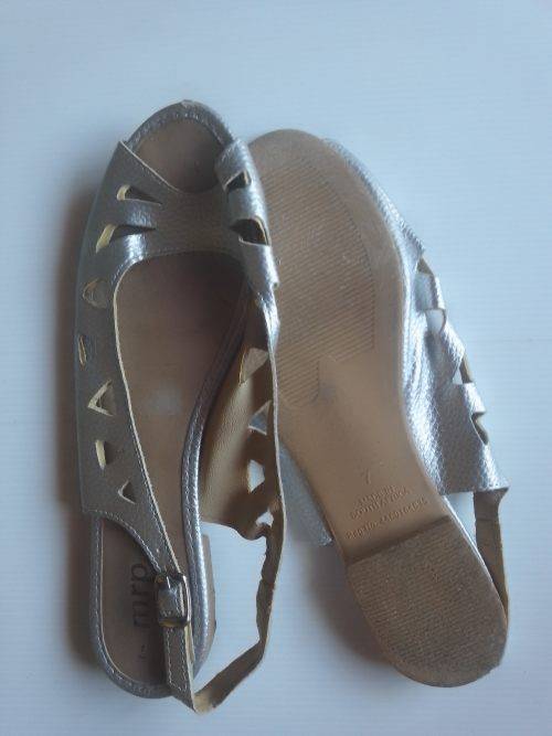 Ladies Mr.Price Shoes (Size 7)