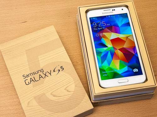 Brand New, Boxed! Samsung Galaxy S5 White 32GB. Local Nashua Mobile Stock + 2 Year Warranty