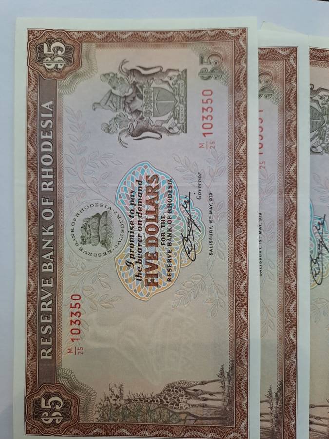 Set of 1979 10 x Rhodesian $5 banknotes in sequence