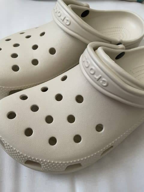 Crocs Classic Clogs Stucco UK9