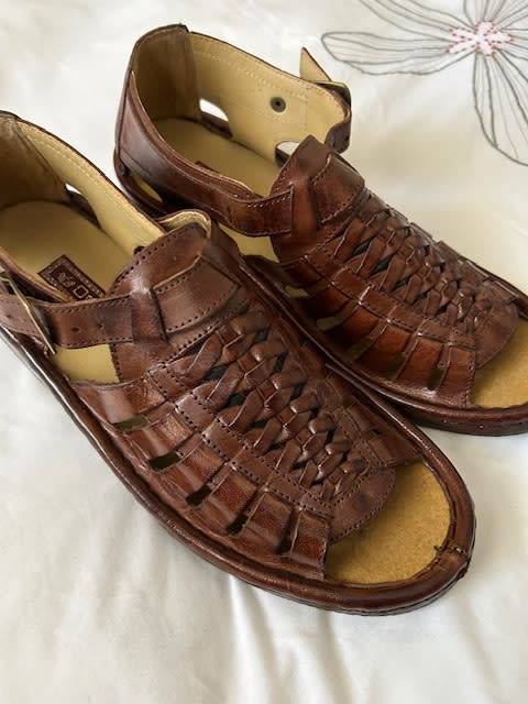 Omega sandals brown UK9