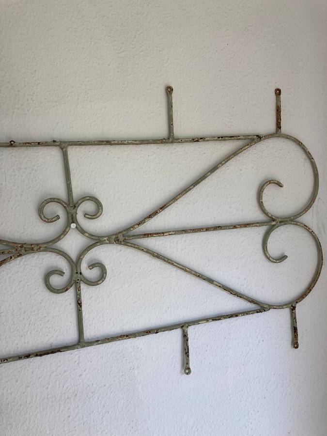 PAIR OF VINTAGE BURGLAR BARS FOR DECOR ( LOT 1 )