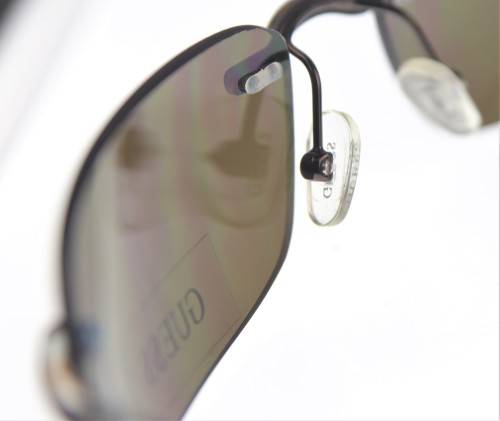 Guess*** Samurai*** Branded Sunglasses - R1 Start with NO Reserve